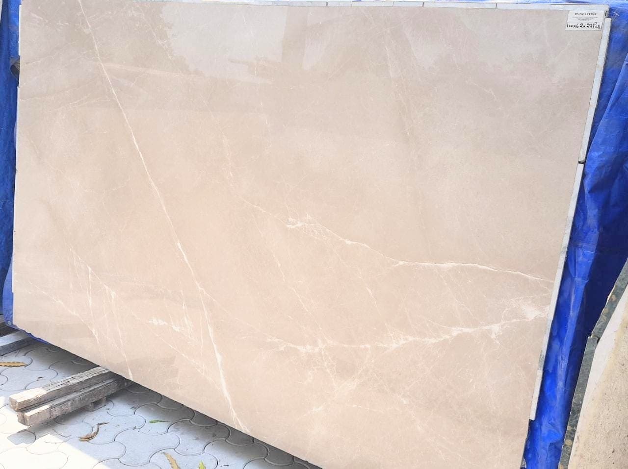 Bianco Marfil Marble