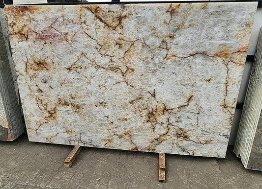 Quartzite Colonial white