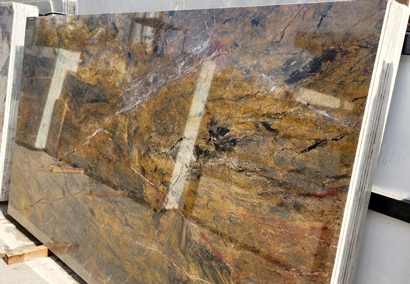 Forest Wood Quartzite