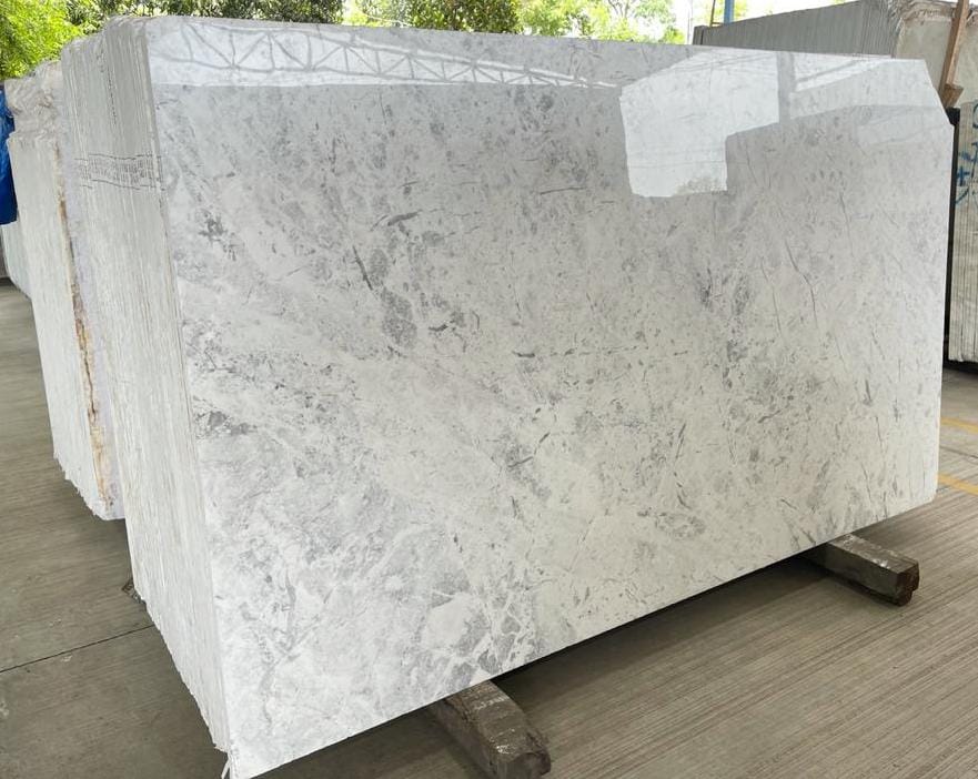 Why White Marble is Perfect For Your Luxury Home