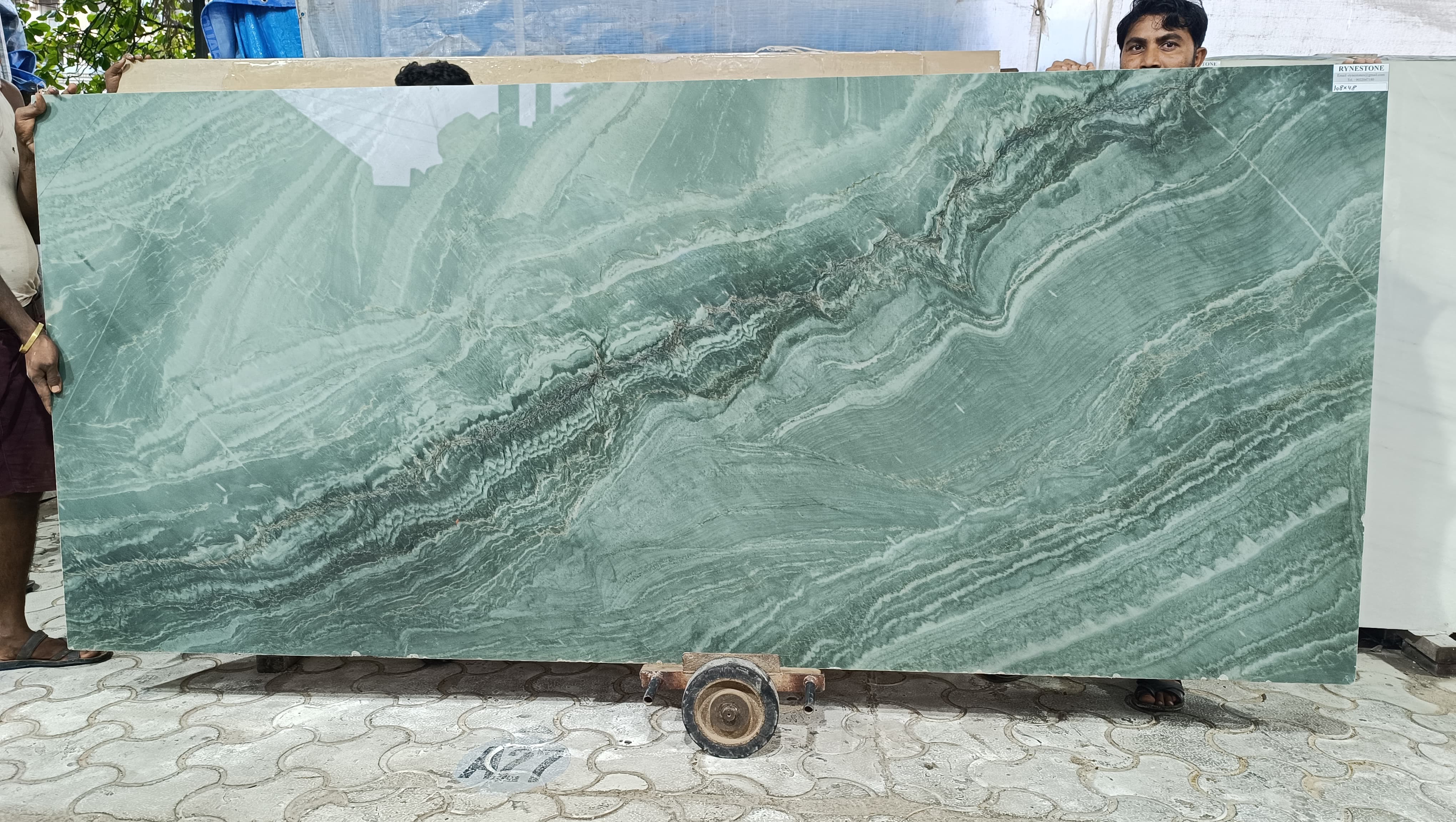 Tropical Green Quartzite Rynestone Tropical Green Quartzite Rynestone